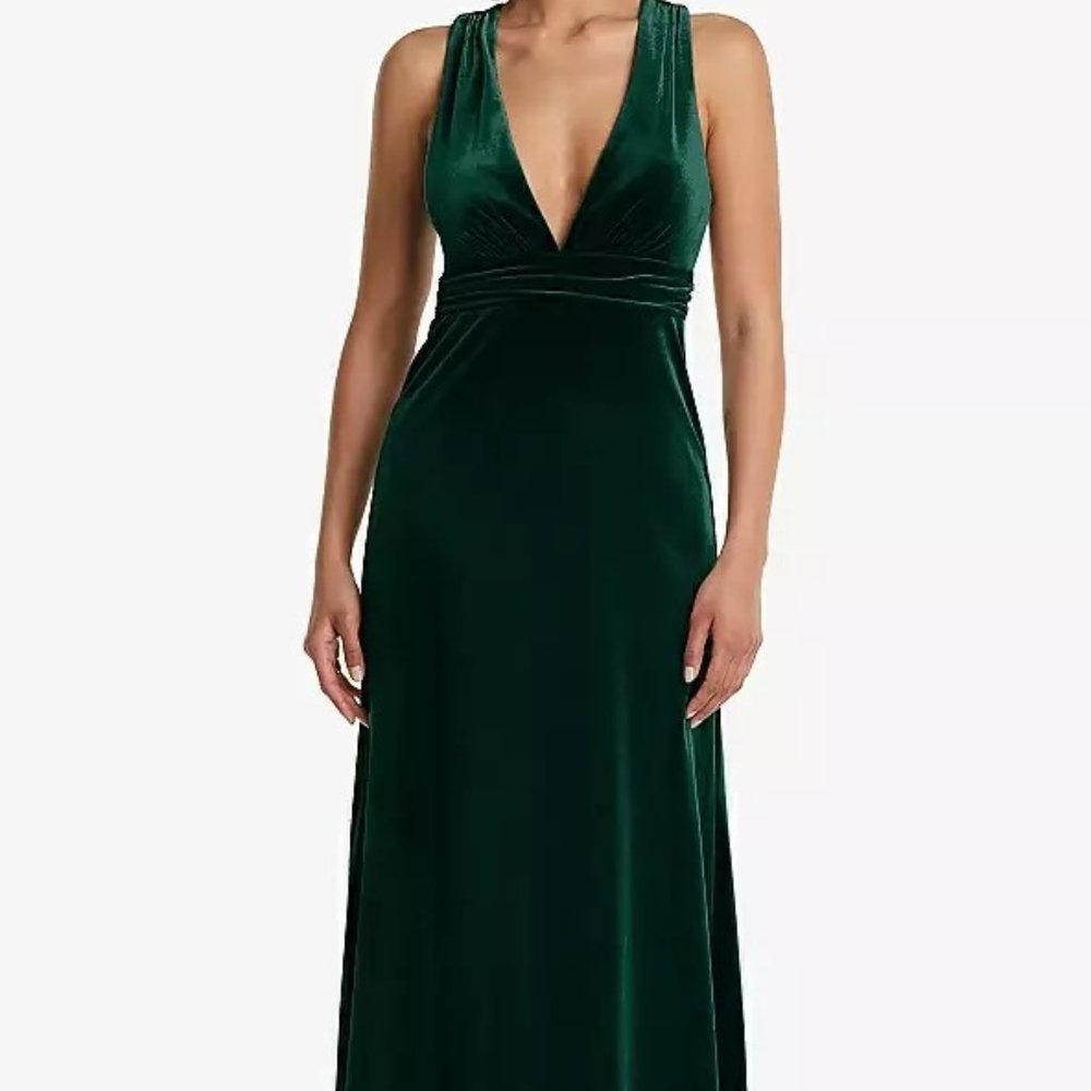 Plunging Neckline Velvet Maxi Dress with Criss Cross Open-Back..TH082..Green..M
